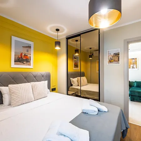 Appartement Riverfront Panorama - Emerald 2br, Piata Unirii *