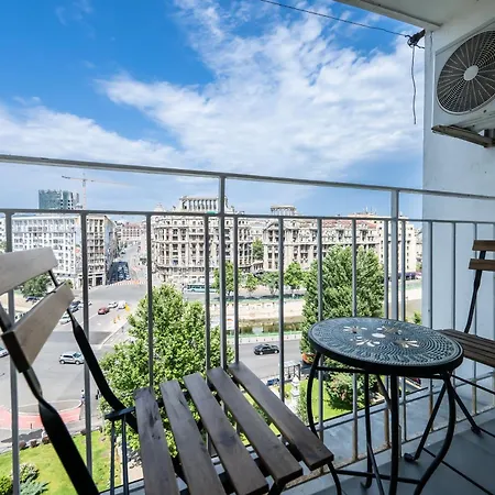 Riverfront Panorama - Emerald 2br, Piata Unirii Boekarest